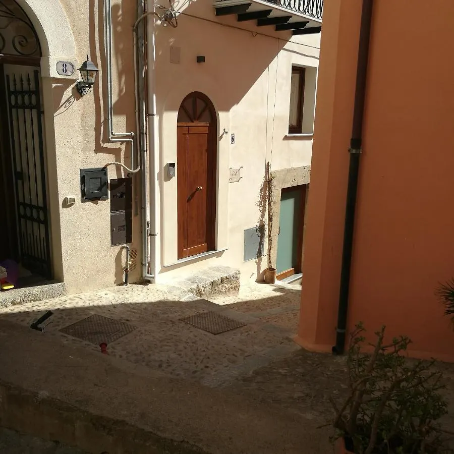 Apartmán Rosehouse Cefalù 0*,